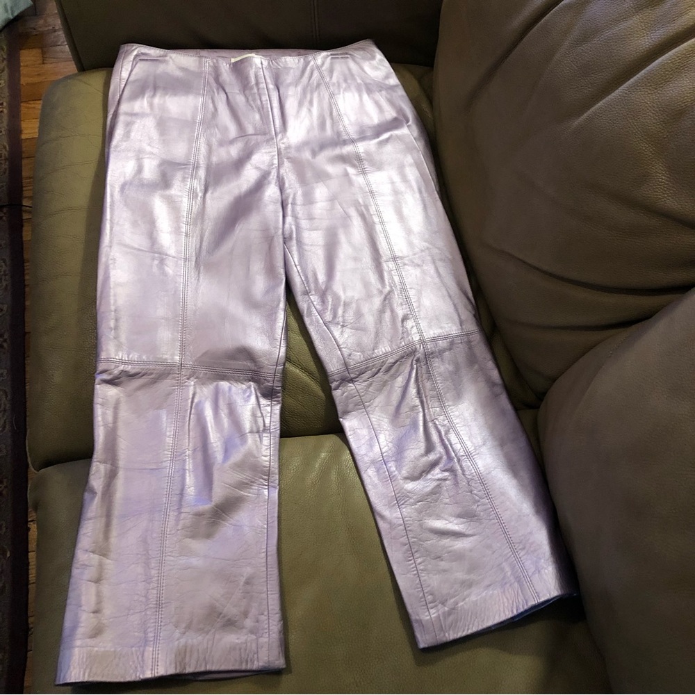 Escada Lilac Napa Leather cropped Pants. Sz 40